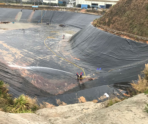 沁水废水池清理