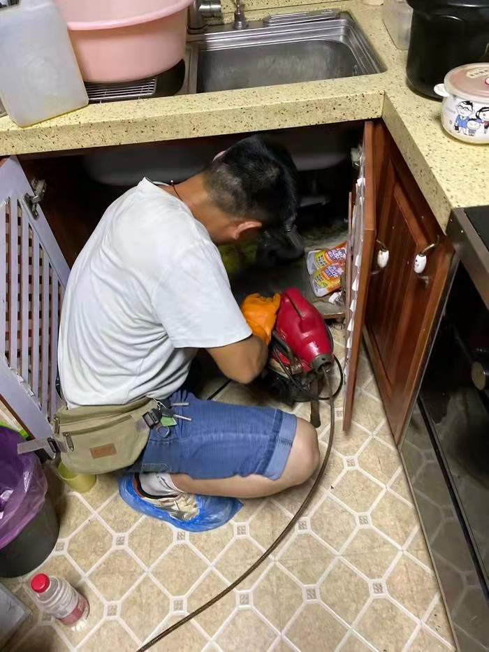 沁水通下水道
